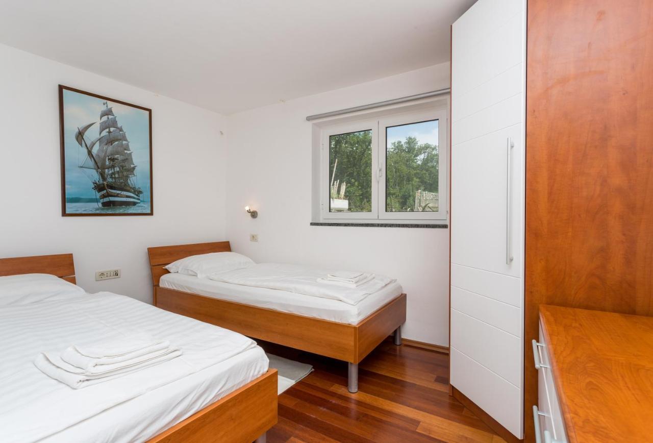 Molnar Resort Apartment Sergej Brzac Exterior foto